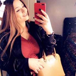 Meet your Posher, Mariana